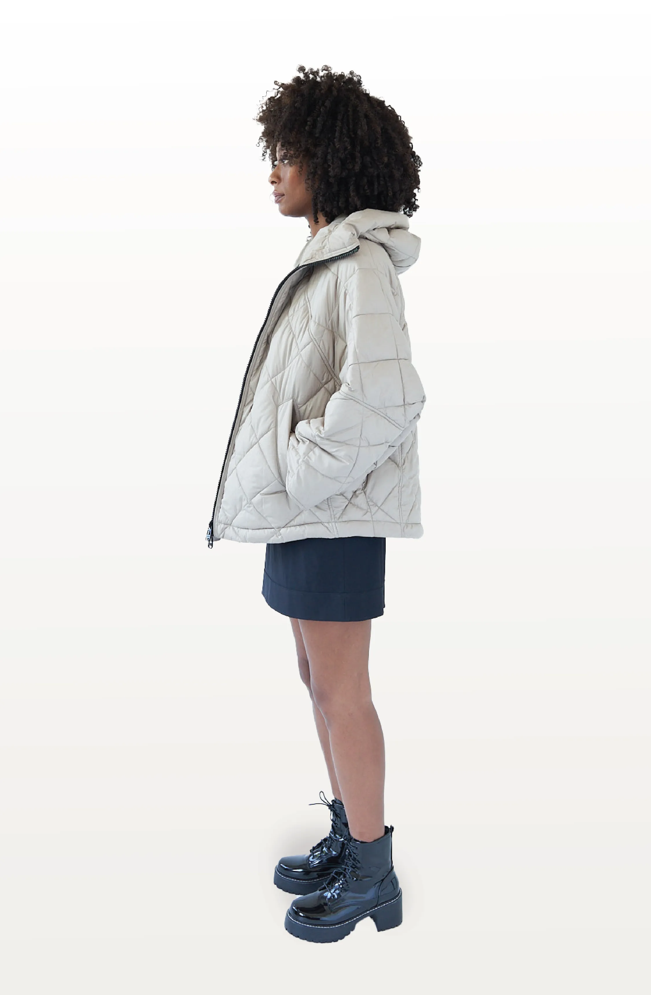 PRINCEDALE short beige cape puffer jacket