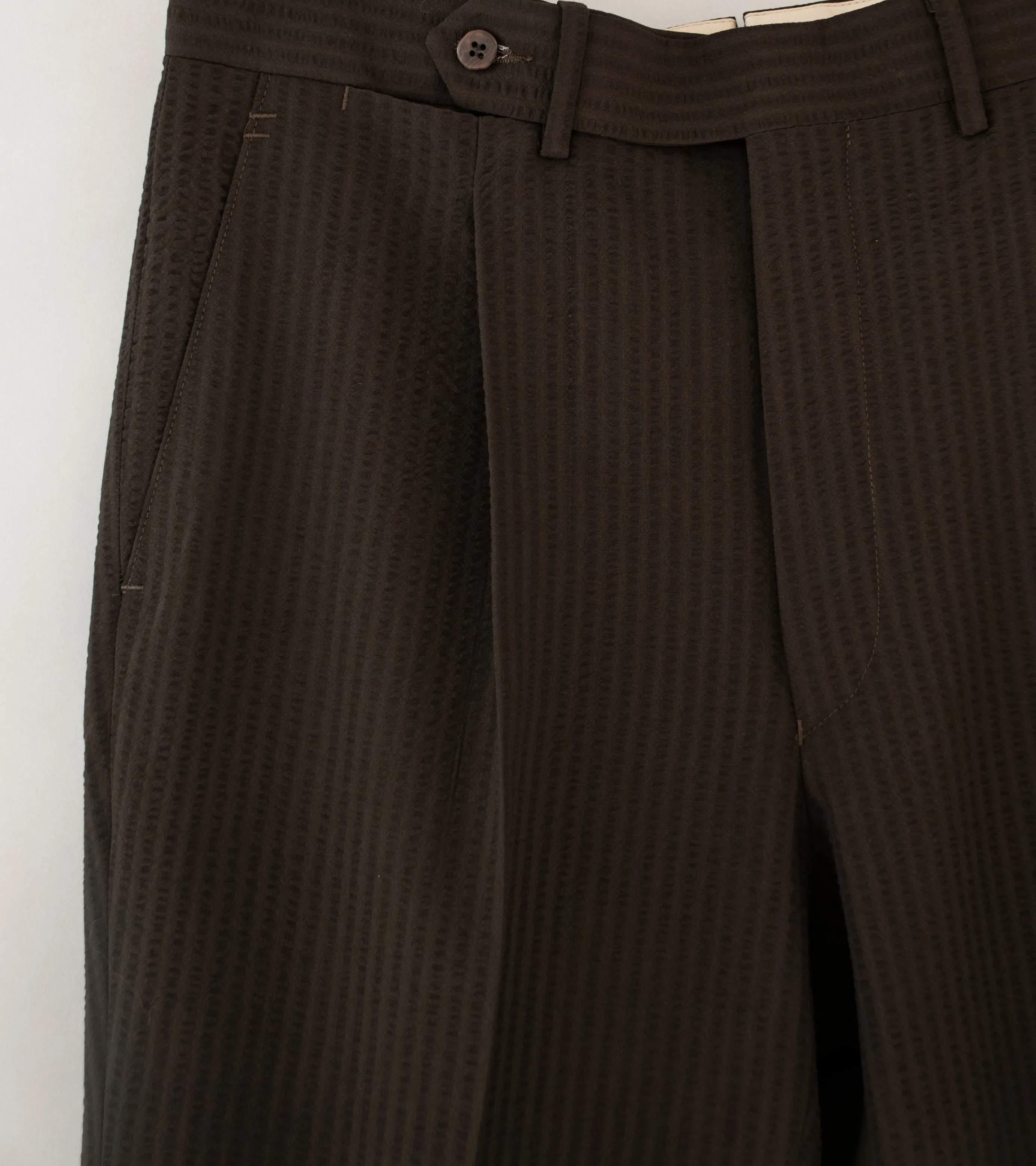 Stoffa 'Single Pleat Trouser' (Chocolate Wool Seeresucker)