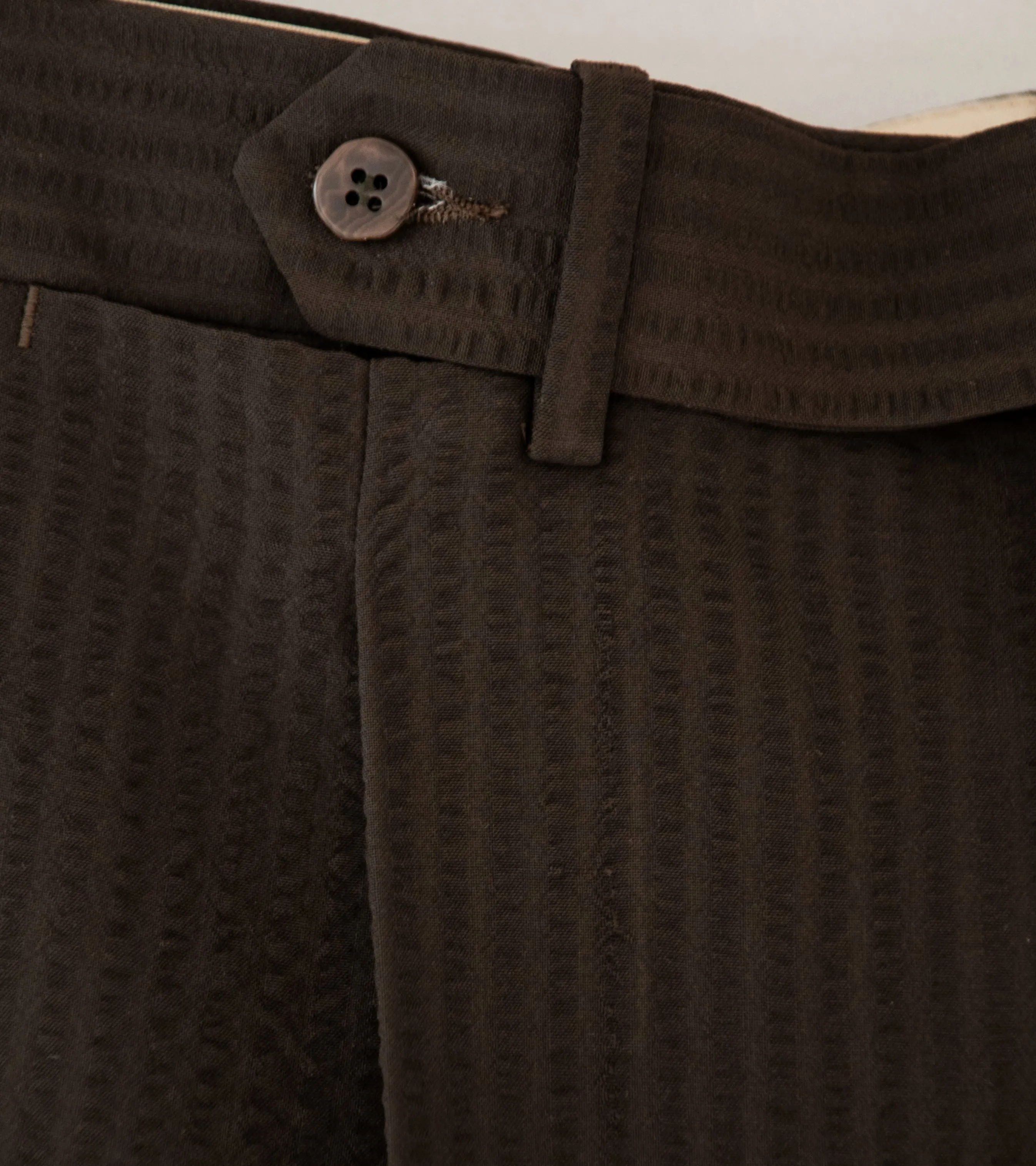 Stoffa 'Single Pleat Trouser' (Chocolate Wool Seeresucker)